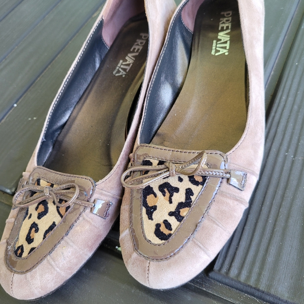 PREVATA MADE IN ITALY SUEDE LEATHER FLATS SIZE 11